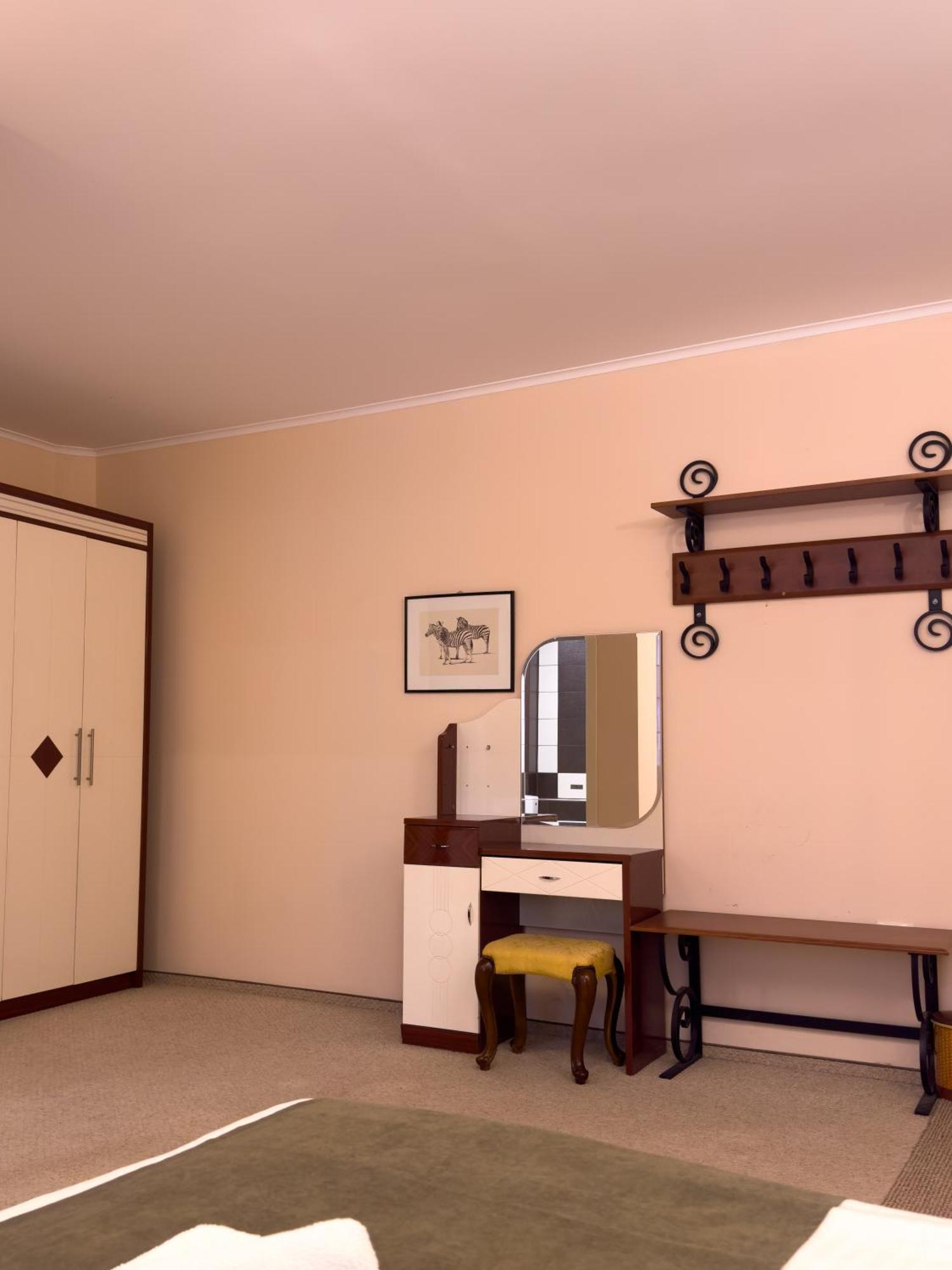 Francesca Residence Bucarest Esterno foto
