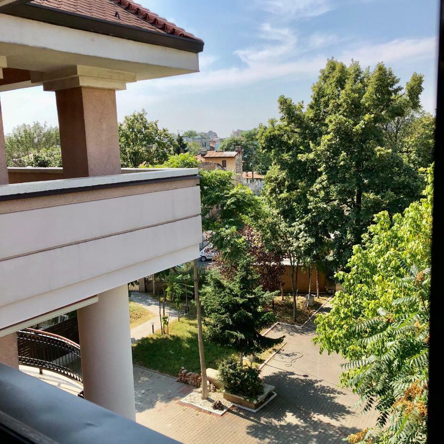 Francesca Residence Bucarest Esterno foto